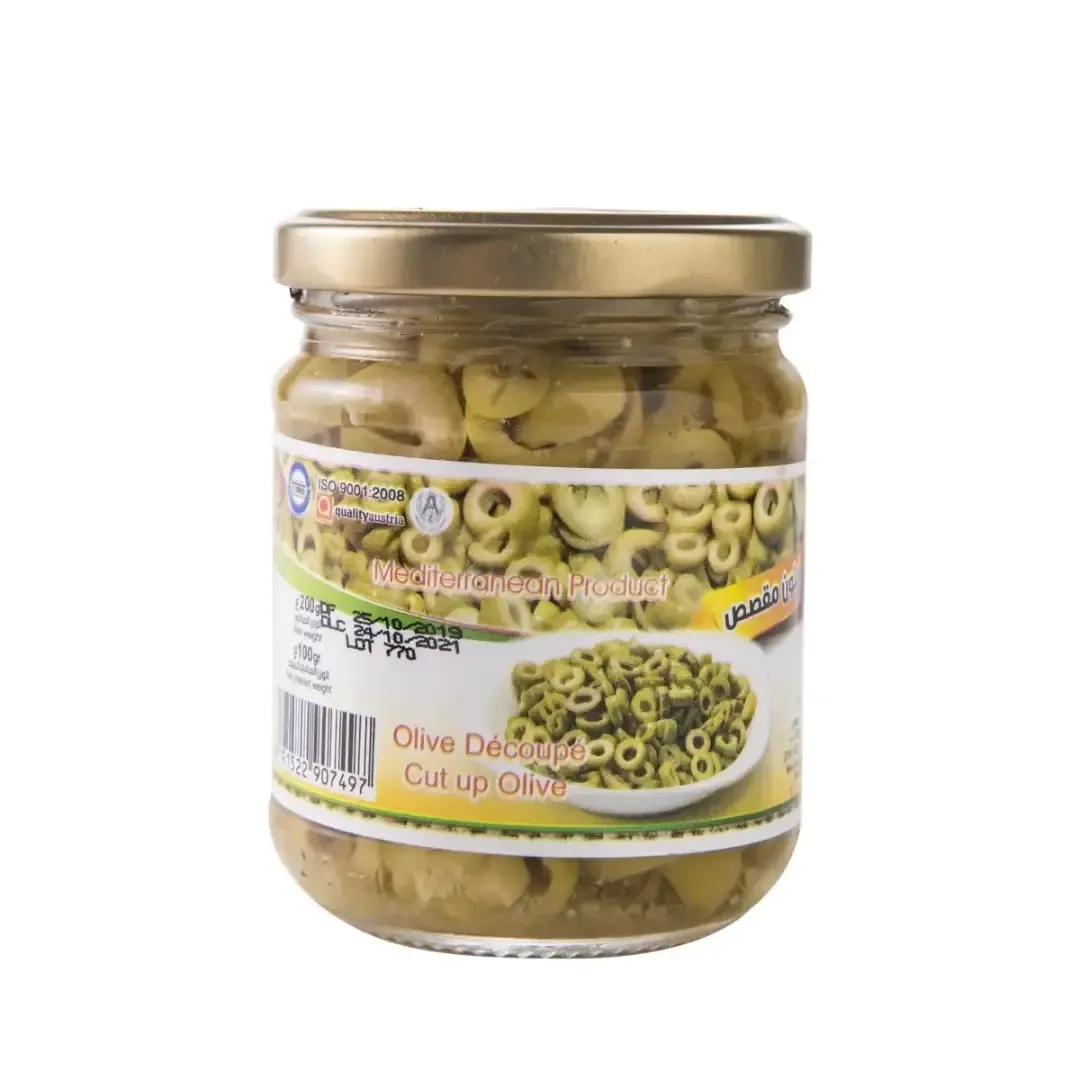 Olives vertes découpées